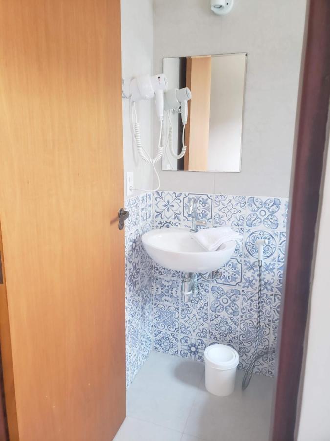 Quarto Quádruplo com Banheiro Privativo